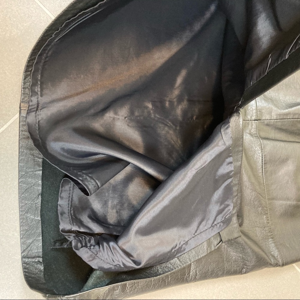 Vintage Neiman Marcus Exclusive NM Only Black Leather Pencil Skirt - Picture 6 of 10